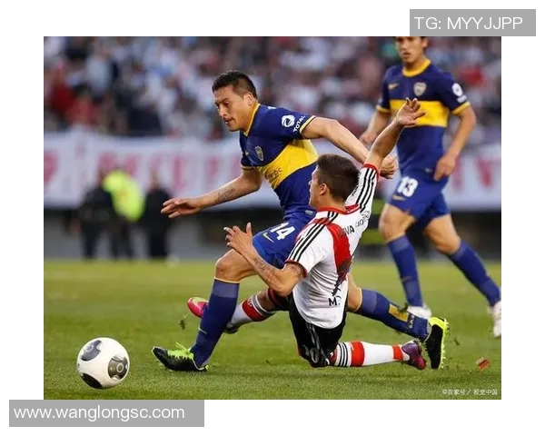 深圳羽毛球队全面革新策略实现整体压制提升竞技水平的深度分析